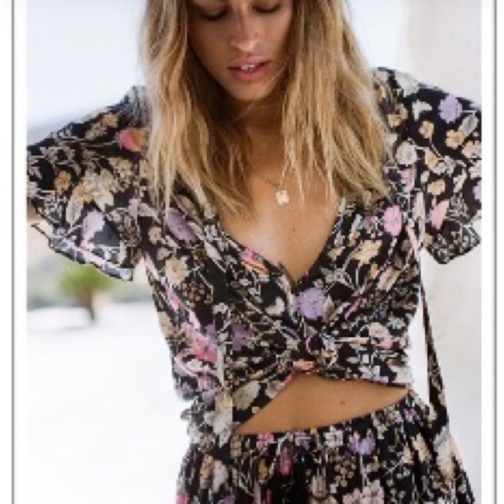 Spell & The Gypsy Top